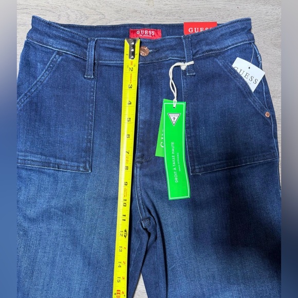 GUESS Los Angeles Women’s 6/28 Lina High-Rise Straight Jeans in a Dark Wash - Picture 8 of 11